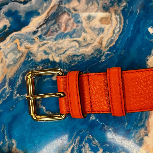 ❤️ Moschino EUC orange & gold logo belt; 54/xl. Gorgeous!